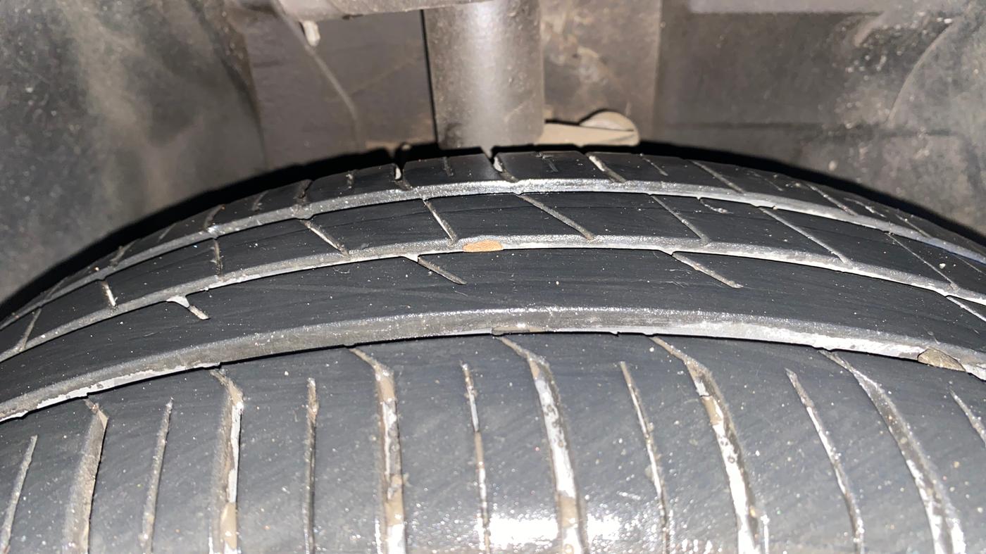 2023 Tata PUNCH ADVENTURE CAMO MT, Petrol, Manual, 18,949 km, Right Front Tyre Tread