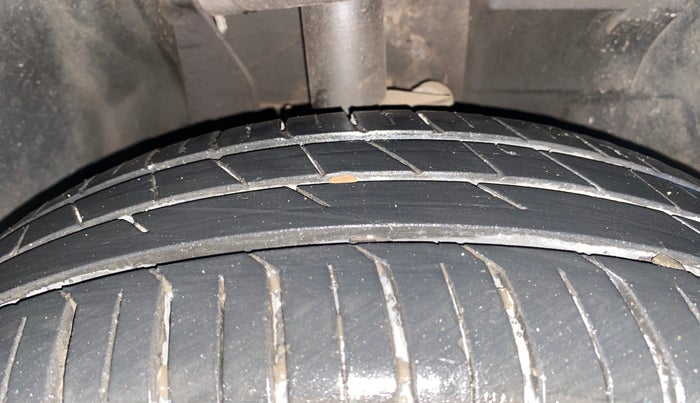 2023 Tata PUNCH ADVENTURE CAMO MT, Petrol, Manual, 18,949 km, Right Front Tyre Tread