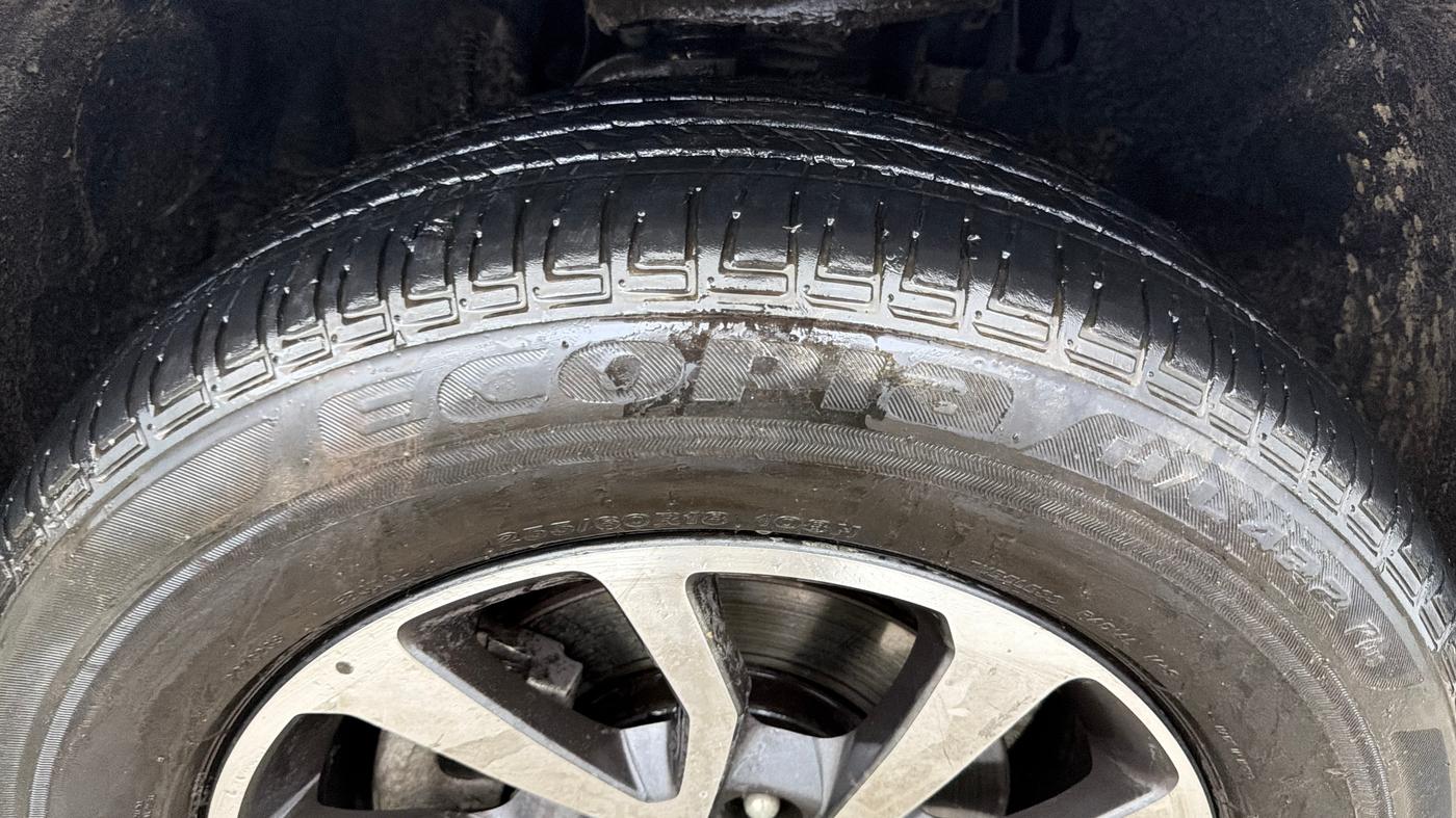 2024 Mahindra SCORPIO-N Z8 L DIESEL MT 4WD 7 STR, Diesel, Manual, 20,916 km, Right Front Tyre Tread