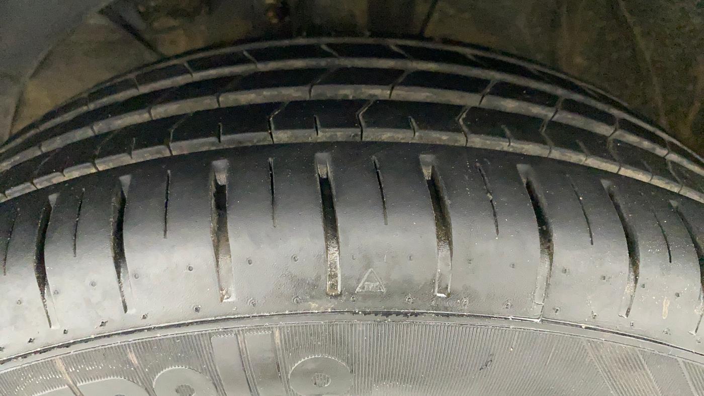 2021 Maruti Baleno ZETA PETROL 1.2, Petrol, Manual, 16,844 km, Left Front Tyre Tread