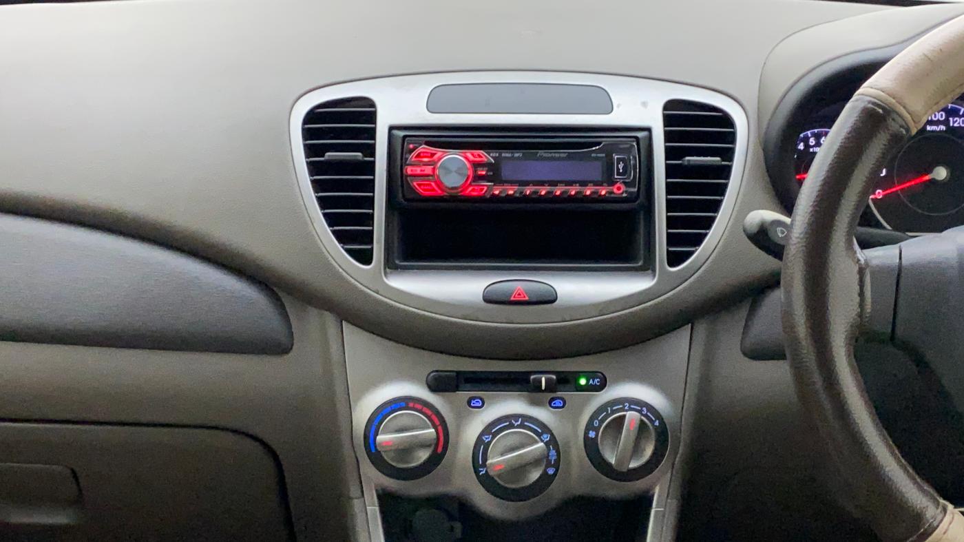 2012 Hyundai i10 ERA 1.1, Petrol, Manual, 88,916 km, Air Conditioner