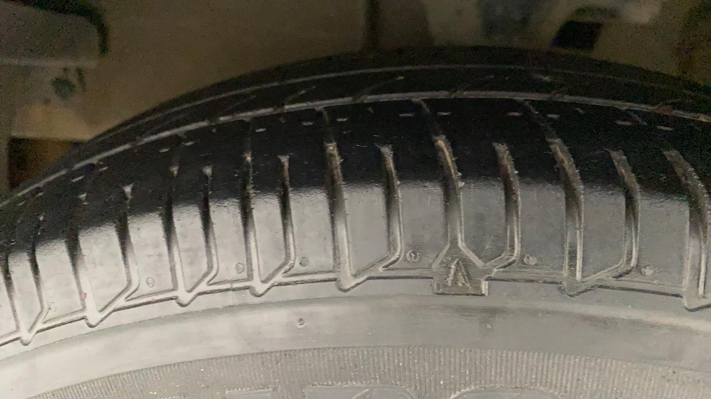 2012 Hyundai i10 ERA 1.1, Petrol, Manual, 88,916 km, Left Front Tyre Tread