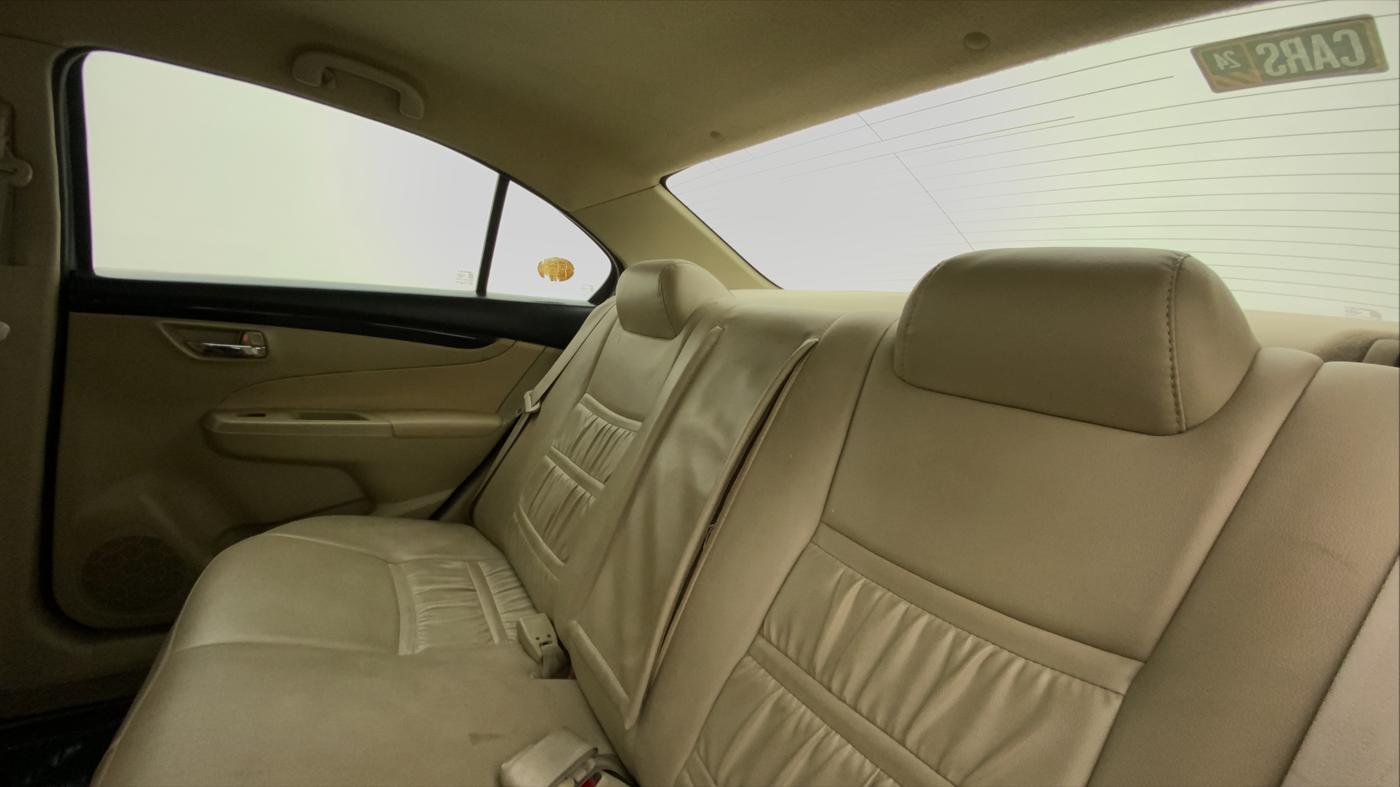 2015 Maruti Ciaz VXI+, Petrol, Manual, 79,817 km, Right Side Rear Door Cabin