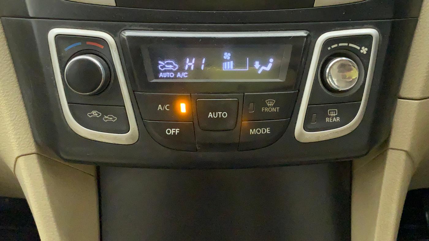 2015 Maruti Ciaz VXI+, Petrol, Manual, 79,817 km, Automatic Climate Control