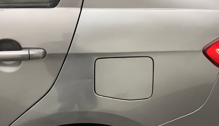 2015 Maruti Ciaz VXI+, Petrol, Manual, 79,817 km, Left quarter panel - Slightly dented