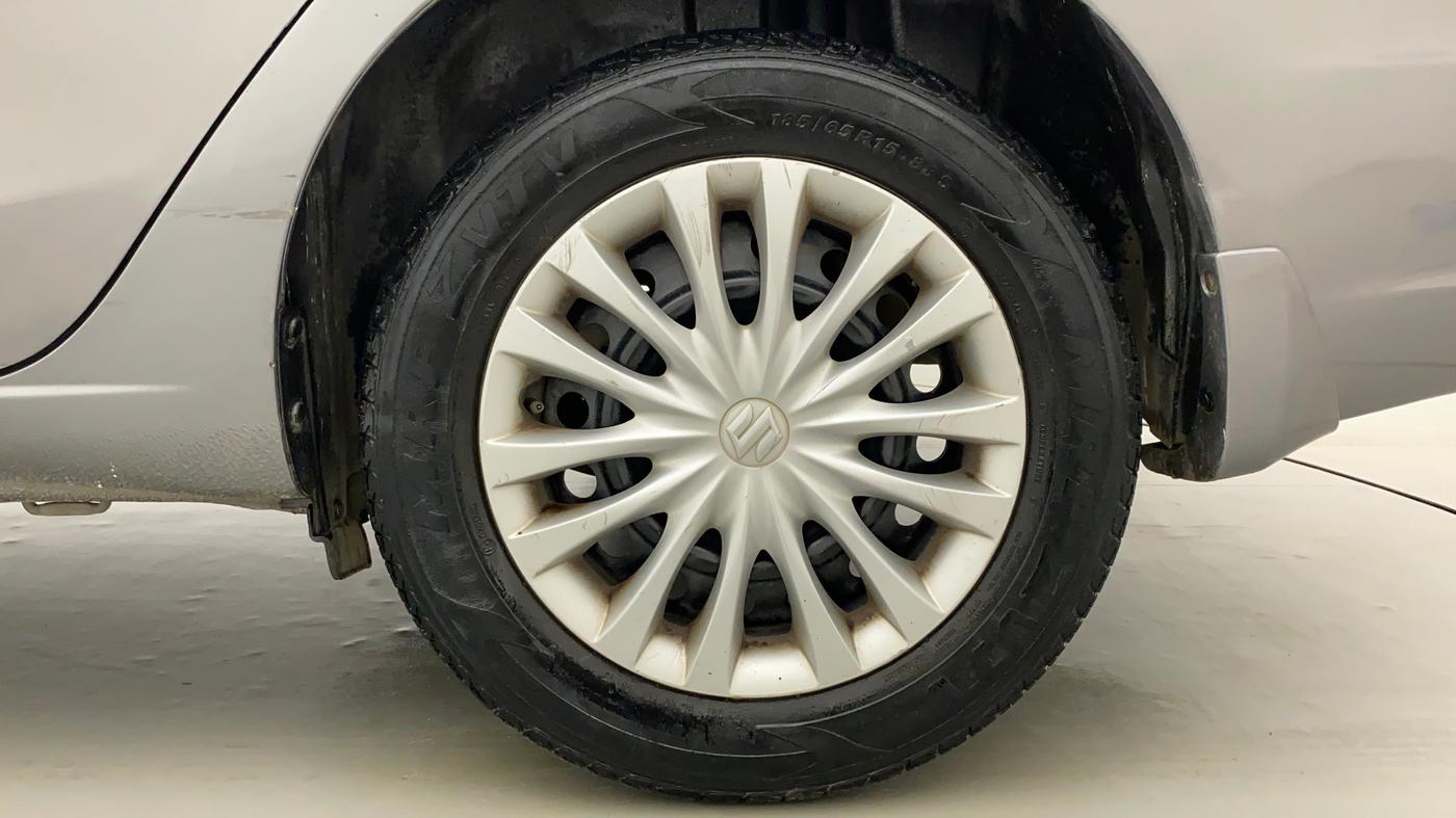 2015 Maruti Ciaz VXI+, Petrol, Manual, 79,817 km, Left Rear Wheel