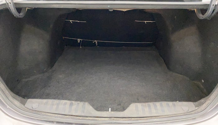 2015 Maruti Ciaz VXI+, Petrol, Manual, 79,817 km, Boot Inside
