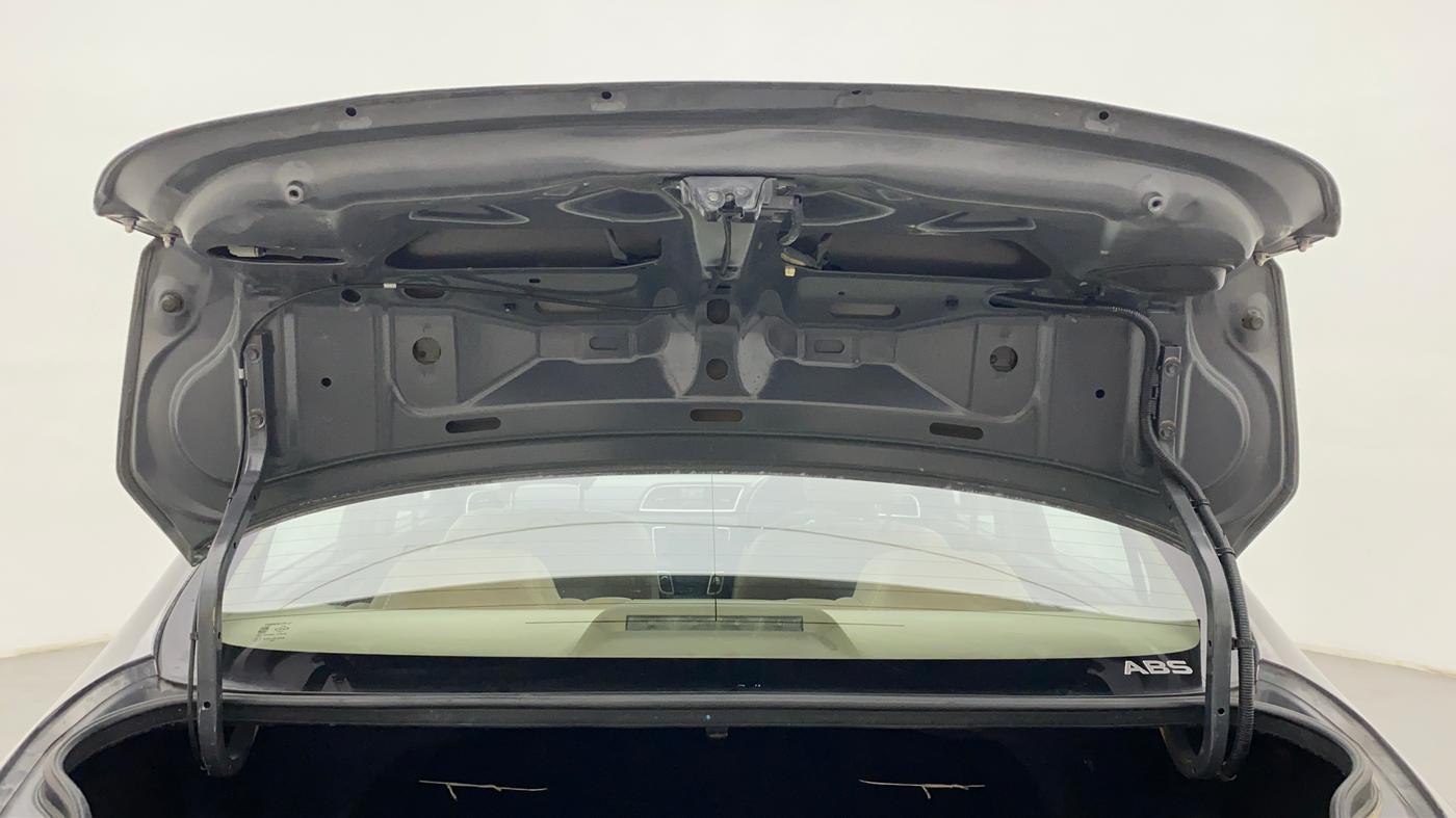 2015 Maruti Ciaz VXI+, Petrol, Manual, 79,817 km, Boot Door Open