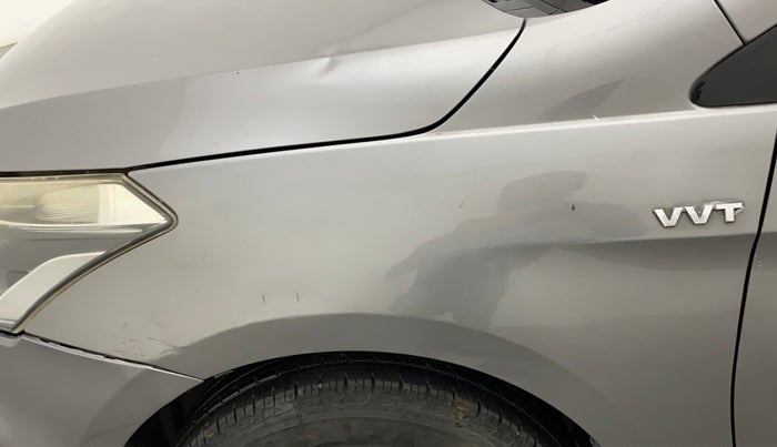 2015 Maruti Ciaz VXI+, Petrol, Manual, 79,817 km, Left fender - Slightly dented