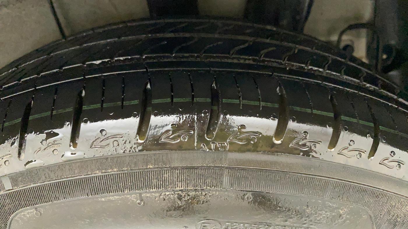 2014 Hyundai Xcent SX 1.2 (O), Petrol, Manual, 50,411 km, Left Rear Tyre Tread