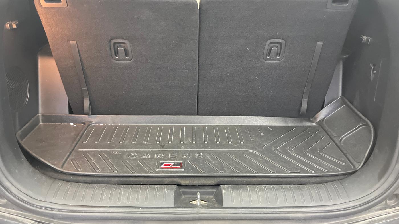 2022 KIA CARENS LUXURY PLUS 1.5 DIESEL AT 7 STR, Diesel, Automatic, 78,927 km, Boot Inside