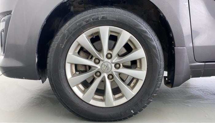 2014 Maruti Ertiga ZXI, Petrol, Manual, 73,818 km, Left Front Wheel