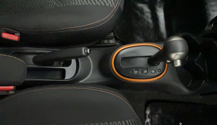 2017 Nissan Micra XV CVT, Petrol, Automatic, 21,480 km, Gear Lever