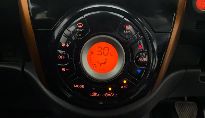 2017 Nissan Micra XV CVT, Petrol, Automatic, 21,480 km, Automatic Climate Control