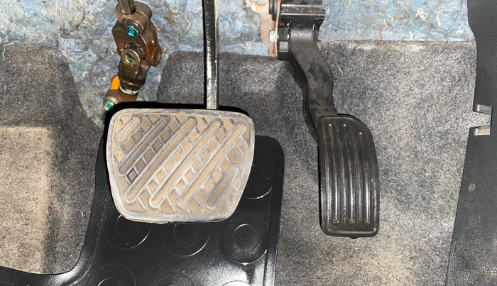 2017 Nissan Micra XV CVT, Petrol, Automatic, 21,480 km, Pedals