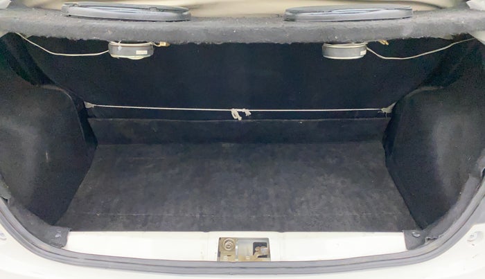2013 Toyota Etios Liva G, Petrol, Manual, 16,850 km, Boot Inside