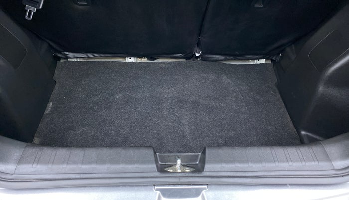 2018 Maruti Baleno DELTA 1.2 K12, Petrol, Manual, 39,608 km, Boot Inside