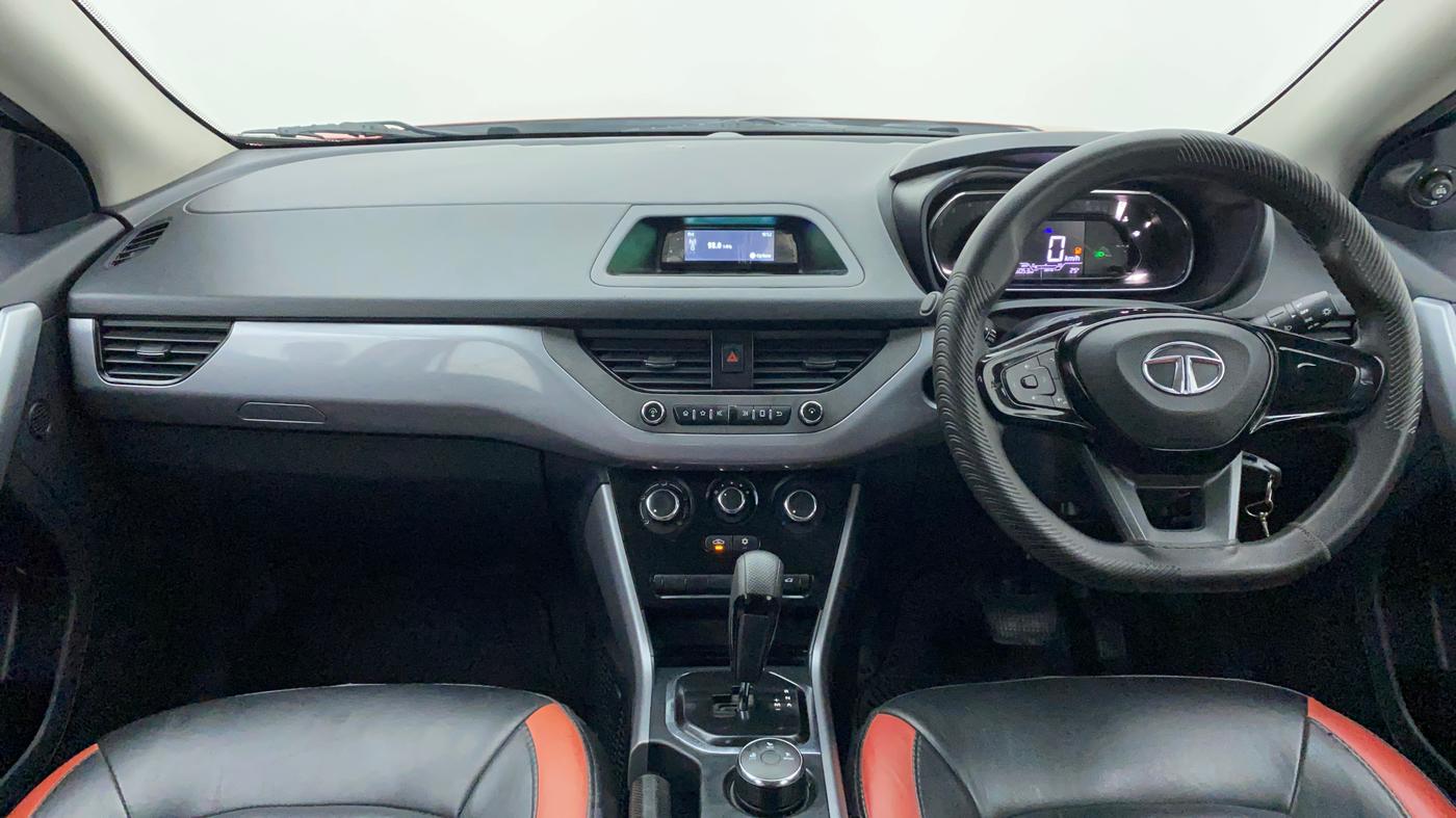 2020 Tata NEXON XMA SUNROOF PETROL, Petrol, Automatic, 26,052 km, Dashboard