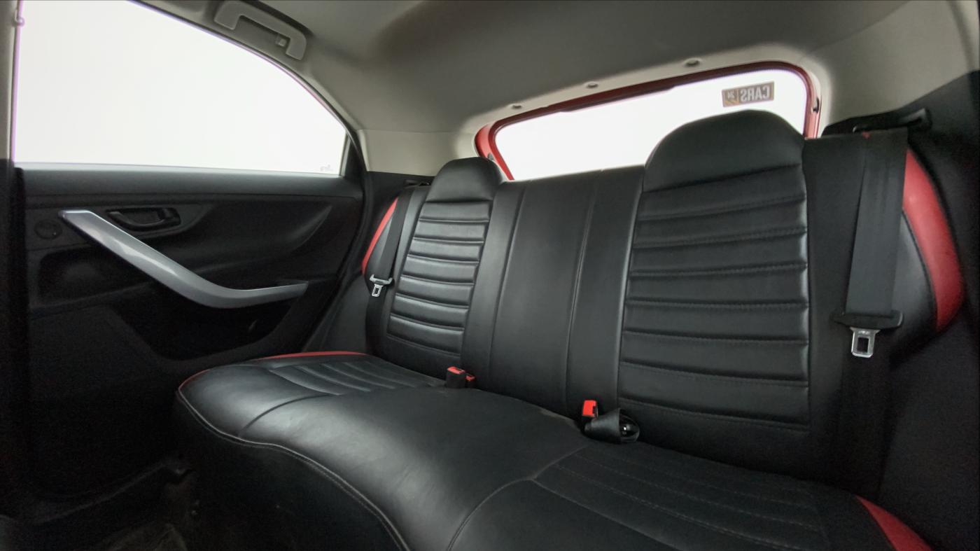 2020 Tata NEXON XMA SUNROOF PETROL, Petrol, Automatic, 26,052 km, Right Side Rear Door Cabin