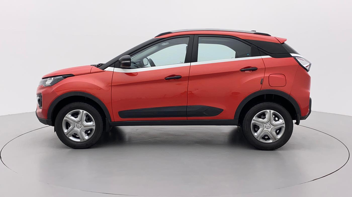 2020 Tata NEXON XMA SUNROOF PETROL, Petrol, Automatic, 26,052 km, Left Side