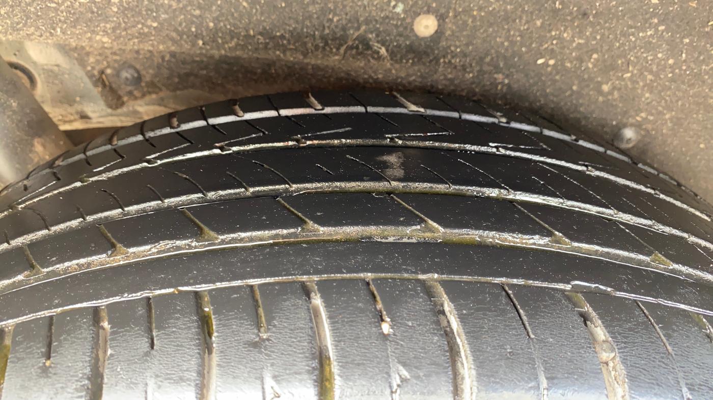 2020 Mahindra MARAZZO M 6 + 8 STR, Diesel, Manual, 73,903 km, Right Rear Tyre Tread
