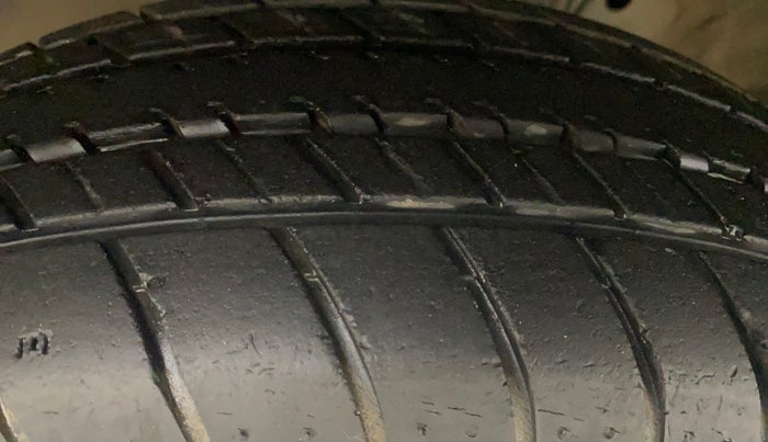 2019 Honda Amaze 1.2L I-VTEC S CVT, Petrol, Automatic, 12,038 km, Left Front Tyre Tread