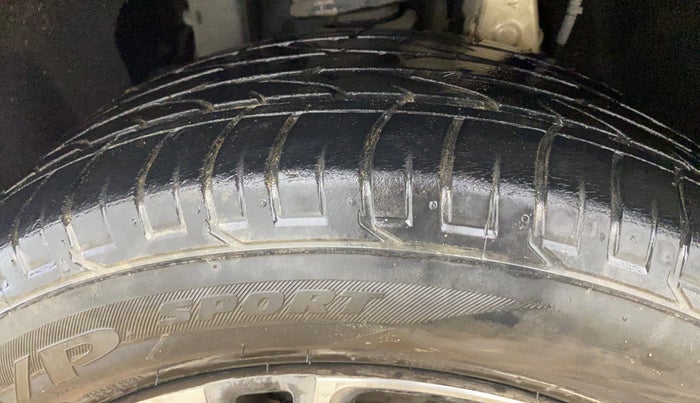 2018 Mahindra MARAZZO M8 7 STR, Diesel, Manual, 78,514 km, Left Front Tyre Tread