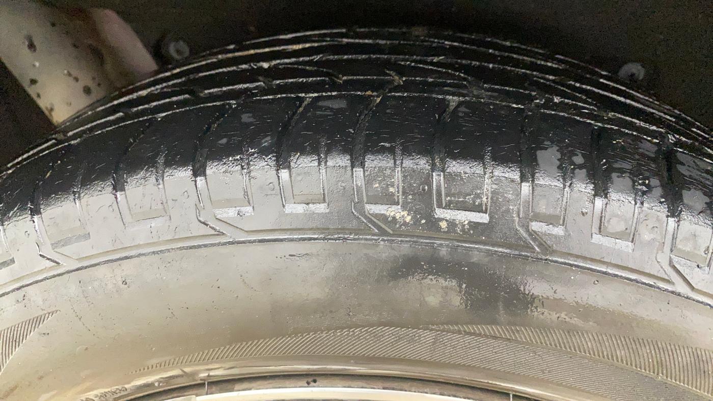 2018 Mahindra MARAZZO M8 7 STR, Diesel, Manual, 84,153 km, Right Rear Tyre Tread