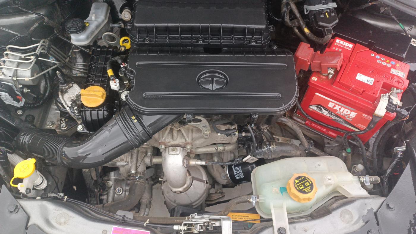 2022 Tata TIGOR XZ PLUS PETROL, Petrol, Manual, 26,694 km, Engine View