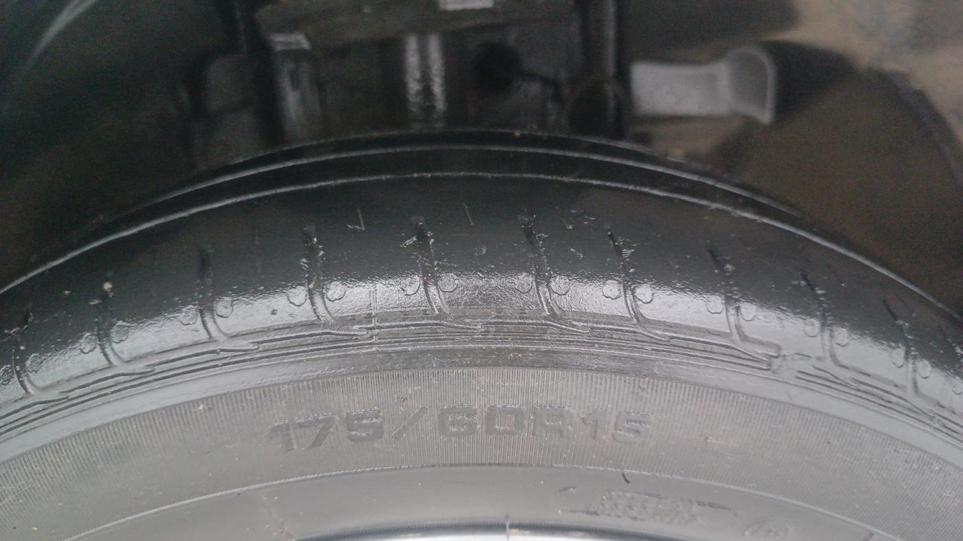 2022 Tata TIGOR XZ PLUS PETROL, Petrol, Manual, 26,694 km, Right Front Tyre Tread