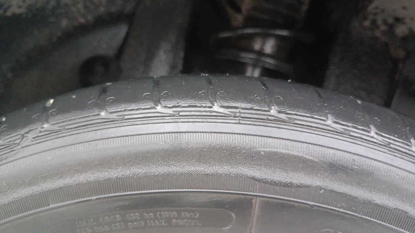 2022 Tata TIGOR XZ PLUS PETROL, Petrol, Manual, 26,694 km, Right Rear Tyre Tread
