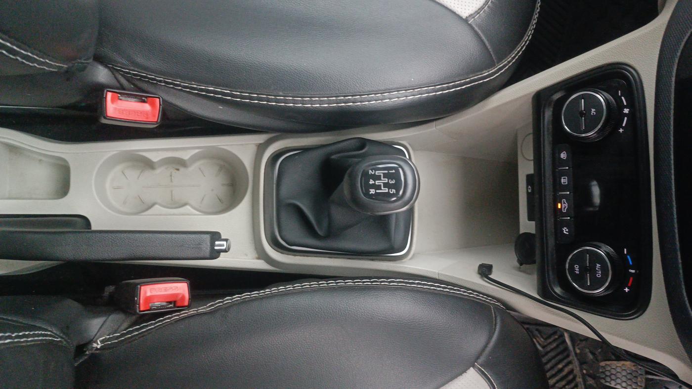 2022 Tata TIGOR XZ PLUS PETROL, Petrol, Manual, 26,694 km, Gear Lever