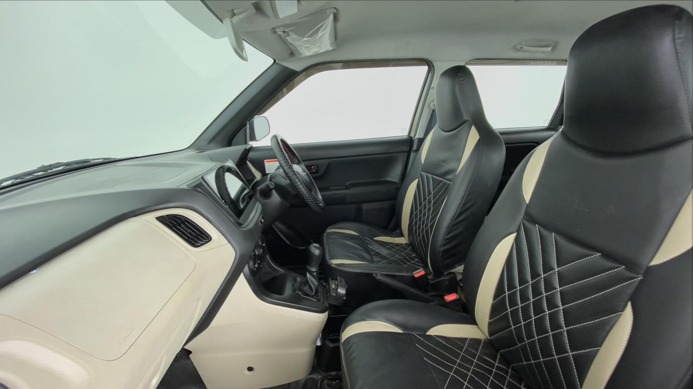 2021 Maruti New Wagon-R 1.0 Lxi (o) cng, CNG, Manual, 31,413 km, Right Side Front Door Cabin