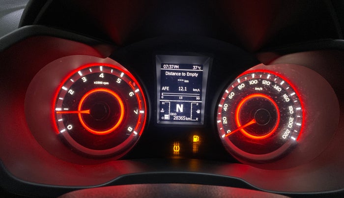 2020 Mahindra XUV300 W8 (O) 1.2 PETROL, Petrol, Manual, 28,357 km, Odometer Image