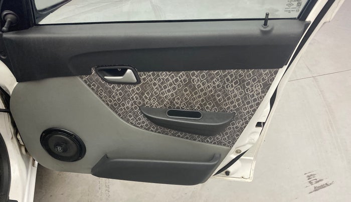 2018 Maruti Alto 800 LXI, Petrol, Manual, 54,855 km, Driver Side Door Panels Control