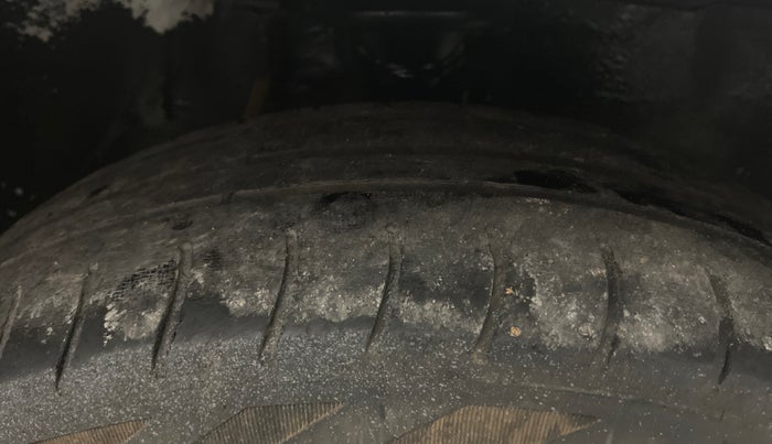 2018 Maruti Alto 800 LXI, Petrol, Manual, 54,855 km, Right Front Tyre Tread