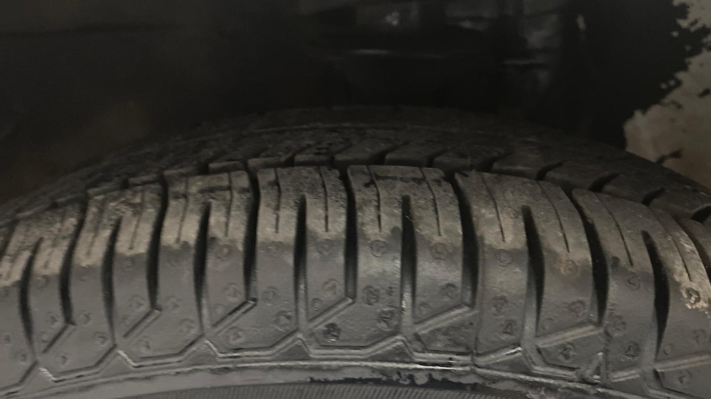 2018 Maruti Alto 800 LXI, Petrol, Manual, 54,855 km, Left Front Tyre Tread