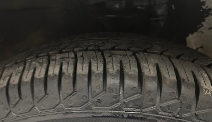 2018 Maruti Alto 800 LXI, Petrol, Manual, 54,855 km, Left Front Tyre Tread