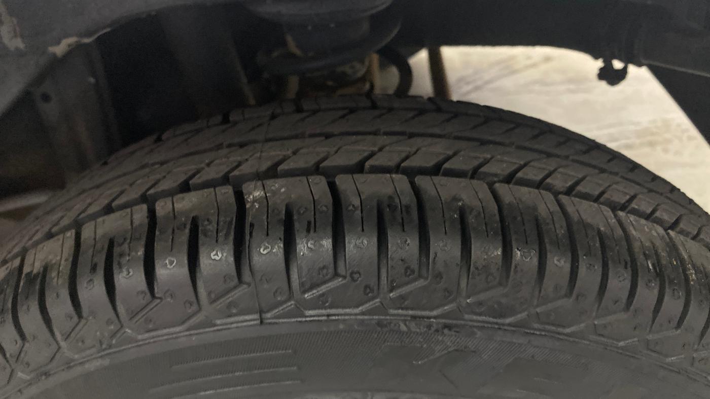 2018 Maruti Alto 800 LXI, Petrol, Manual, 54,855 km, Left Rear Tyre Tread