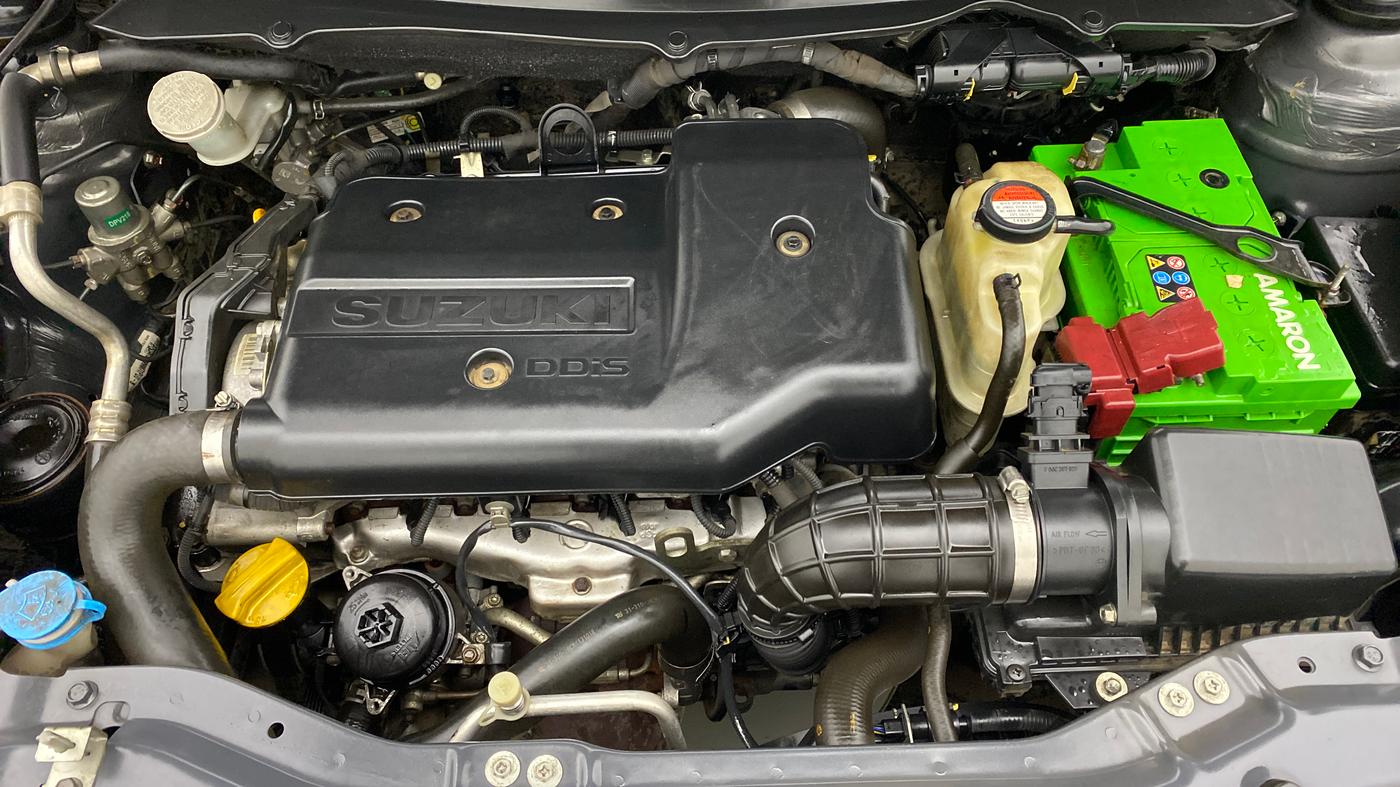 2013 Maruti Swift VDI, Diesel, Manual, 96,954 km, Open Bonet