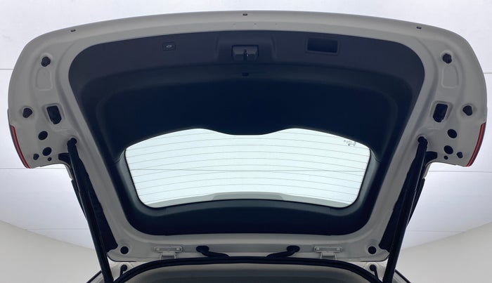 2020 MG HECTOR SHARP DCT PETROL, Petrol, Automatic, 23,356 km, Boot Door Open