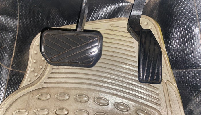 2016 Maruti Celerio ZXI AMT, Petrol, Automatic, 92,909 km, Pedals