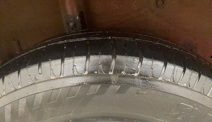 2016 Maruti Celerio ZXI AMT, Petrol, Automatic, 92,909 km, Right Rear Tyre Tread