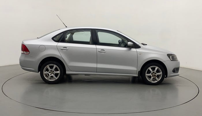2012 Volkswagen Vento HIGHLINE 1.6 MPI, Petrol, Manual, 62,615 km, Right Side