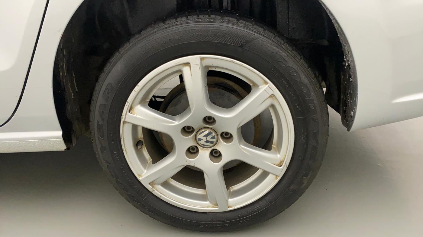 2012 Volkswagen Vento HIGHLINE 1.6 MPI, Petrol, Manual, 62,615 km, Left Rear Wheel