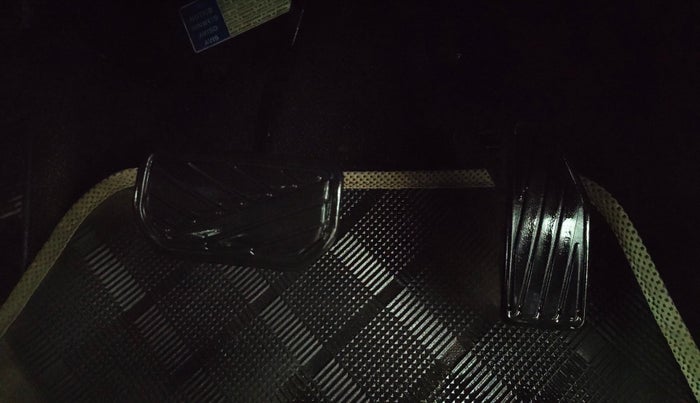 2018 Maruti Baleno DELTA CVT PETROL 1.2, Petrol, Automatic, 21,349 km, Pedals