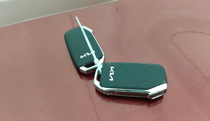 2023 KIA SELTOS  HTK PLUS 1.5 PETROL MT, Petrol, Manual, 31,141 km, Key Close Up