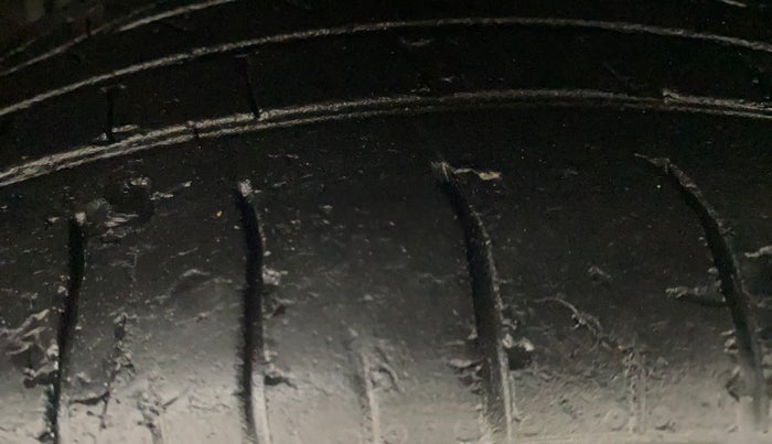 2020 Tata NEXON XZ PLUS PETROL, Petrol, Manual, 54,102 km, Left Front Tyre Tread