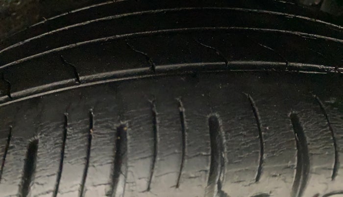 2020 Tata NEXON XZ PLUS PETROL, Petrol, Manual, 54,102 km, Left Rear Tyre Tread