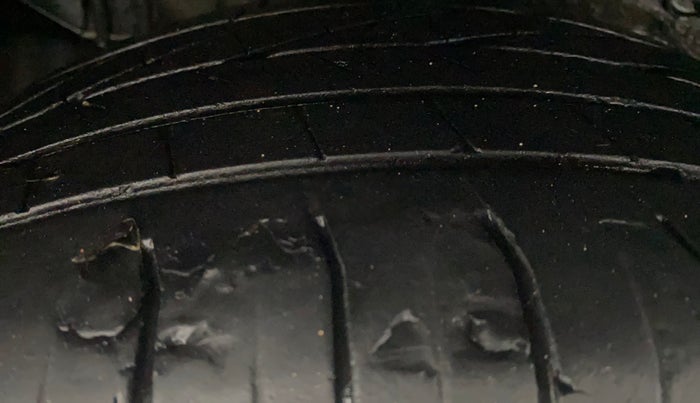 2020 Tata NEXON XZ PLUS PETROL, Petrol, Manual, 54,102 km, Right Rear Tyre Tread